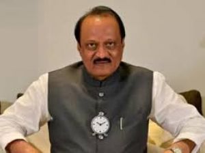 विमान हादसे में महाराष्ट्र के उपमुख्यमंत्री अजित पवार का निधन