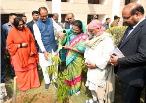 एक पौधा प्रति दिन&rdquo; संकल्प के 5 वर्ष:   शिवराज सिंह चौहान का हरित व्रत अब राष्ट्रीय जनआंदोलन की ओर