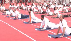 अंतरराष्ट्रीय योग दिवस:  पटना में मुख्यमंत्री सम्राट चौधरी ने किया योगाभ्यास