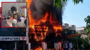  लखनऊ में इमारत में आग लगने से 15 लोगों की मौत, मुख्यमंत्री ने दिये जांच के आदेश