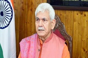 अमरनाथ तीर्थयात्रियों की संख्या में बढ़ोतरी जम्मू-कश्मीर में पर्यटन के लिए अच्छा संकेत: सिन्हा
