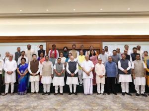 प्रधानमंत्री ने भाजपा सांसदों से नाश्ते पर मुलाकात की: सत्र के सुचारू संचालन पर दिया जोर