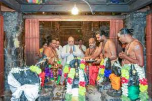 केंद्रीय गृह मंत्री अमित शाह ने तमिलनाडु के अरुणाचलेश्वर मंदिर में पूजा-अर्चना की