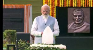 प्रधानमंत्री मोदी, भाजपा के शीर्ष नेताओं ने वाजपेयी की पुण्यतिथि पर श्रद्धांजलि दी
