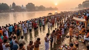 ओडिशा में महालय पर हजारों लोगों ने किया 'पिंडदान'