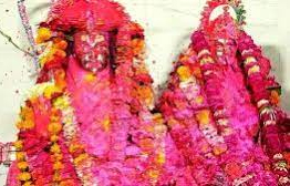 क्यों महादेव और माता पार्वती के संग खेली जाती है होली ! क्यों महादेव और माता पार्वती के संग खेली जाती है होली !