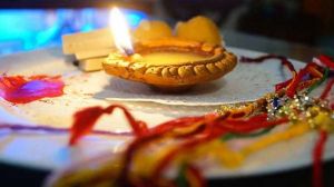 रक्षाबंधन पर इस बार रात तक मुहूर्त