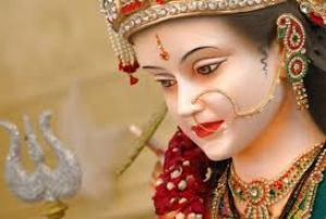 नवरात्र में उपवास रखना होता है फायदेमंद