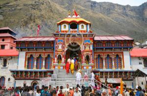 बद्रीनाथ मंदिर में क्योंं नहीं बजाए जाते शंख बद्रीनाथ मंदिर में क्योंं नहीं बजाए जाते शंख