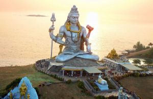 भगवान शिव की पूजा सोमवार को ही क्यों की जाती है ? भगवान शिव की पूजा सोमवार को ही क्यों की जाती है ?