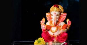 दफ्तर हो या घर गणेश जी की मूर्ति स्थापना से पहले जानें, सूंड में छुपे ये रहस्य दफ्तर हो या घर गणेश जी की मूर्ति स्थापना से पहले जानें, सूंड में छुपे ये रहस्य