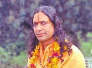   जादूगर लोग जो जादू दिखलाते हैं, वह सिद्धि के बल पर दिखाते हैं या कुछ और? जगदगुरु श्री कृपालु महाप्रभु जी द्वारा उत्तर!!