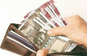 जल्द ही छोड़ दें अपनी ये आदतें, वरना धन और रुपये की रहेगी किल्लत जल्द ही छोड़ दें अपनी ये आदतें, वरना धन और रुपये की रहेगी किल्लत