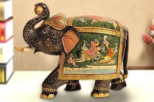 घर में सुख-समृद्धि के लिए रखें हाथी की मूर्ति.... घर में सुख-समृद्धि के लिए रखें हाथी की मूर्ति....