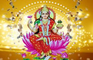 घर में लक्ष्मी नारायण पूजा....हर कमी पूरी करती हैं मां लक्ष्मी...