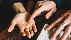 व्यक्ति को अभिमानी और कंजूस बनाता है यह पर्वत व्यक्ति को अभिमानी और कंजूस बनाता है यह पर्वत