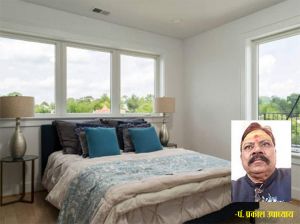 बेडरूम में ना रखें ये चीजें, वरना दांपत्य जीवन में मच सकती है कलह बेडरूम में ना रखें ये चीजें, वरना दांपत्य जीवन में मच सकती है कलह