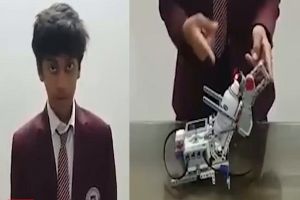  भारतीय छात्र ने बना डाला रोबॉट सैनिटाइजर