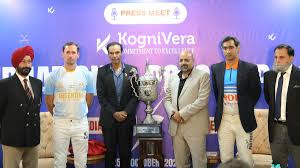 इंटरनेशनल पोलो कप की ट्रॉफी का अनावरण इंटरनेशनल पोलो कप की ट्रॉफी का अनावरण