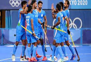 भारतीय पुरुष हॉकी टीम रैंकिंग में चौथे स्थान पर खिसकी, महिला टीम नौवें स्थान पर