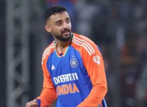 भारतीय टीम में वापसी करना पुनर्जन्म जैसी लगती है: वरुण चक्रवर्ती भारतीय टीम में वापसी करना पुनर्जन्म जैसी लगती है: वरुण चक्रवर्ती