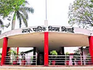 ज्योति विसर्जन एवं दुर्गा विसर्जन स्थलों पर लाइट एवं सफाई व्यवस्था की जा रही ज्योति विसर्जन एवं दुर्गा विसर्जन स्थलों पर लाइट एवं सफाई व्यवस्था की जा रही