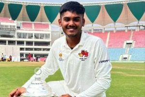  म्हात्रे का विश्व रिकॉर्ड; अभिषेक, उत्कर्ष ने तेज पारियों से अपनी-अपनी टीमों को दिलायी सफलता